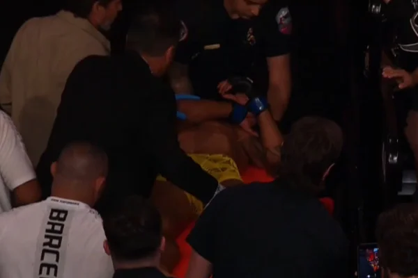 UFC: Raoni Barcelos recebe alta hospitlar após terminar luta inconsciente - destaque galeria