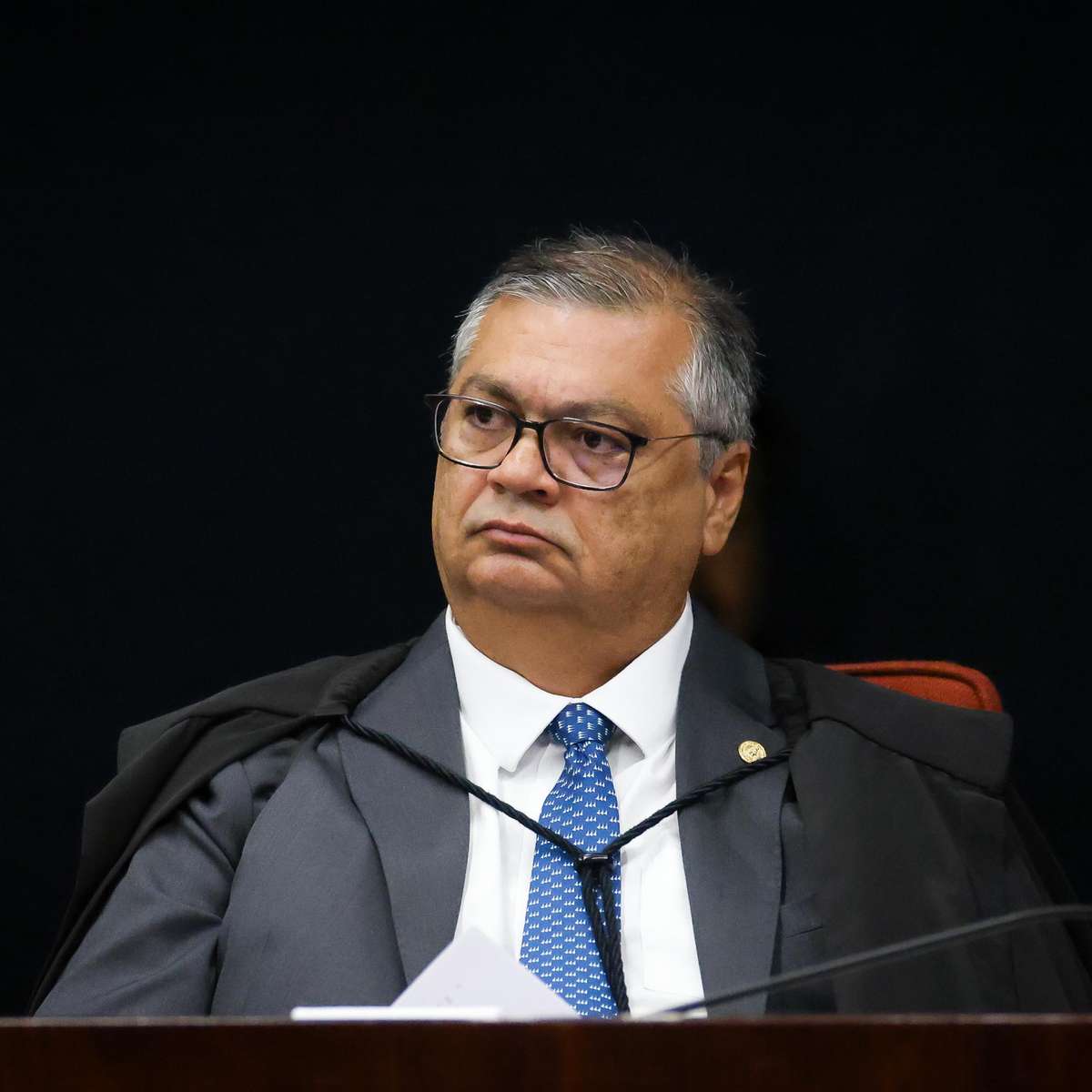 Reação de Dino acontece 24 horas após decisão de Mendonça sobre diretor da PF