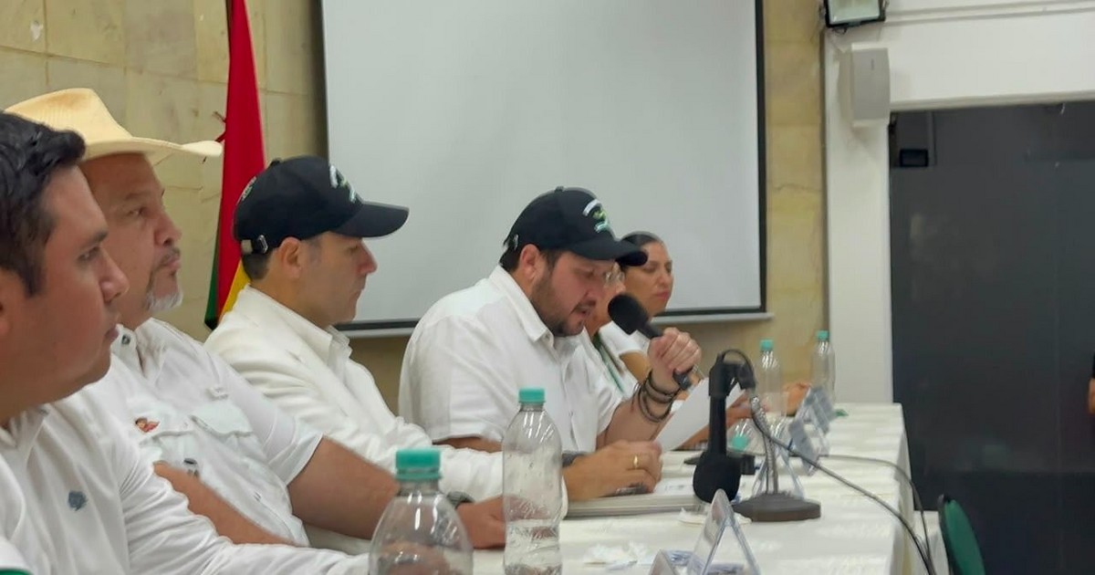 A Assembleia da Cruceñidad concede prazo ao governo até o dia 10 de outubro para atender a demanda de combustível.