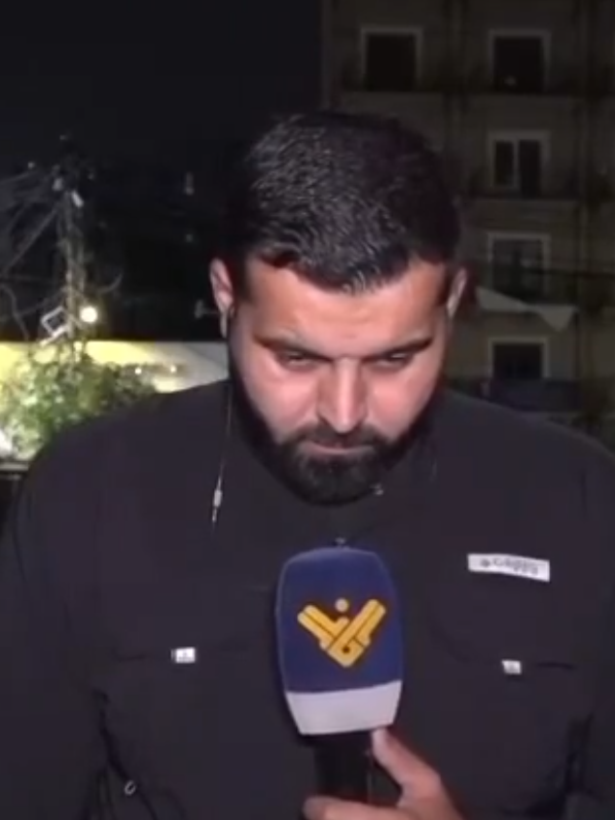 Jornalista é atingido por bombardeio durante transmissão no Líbano