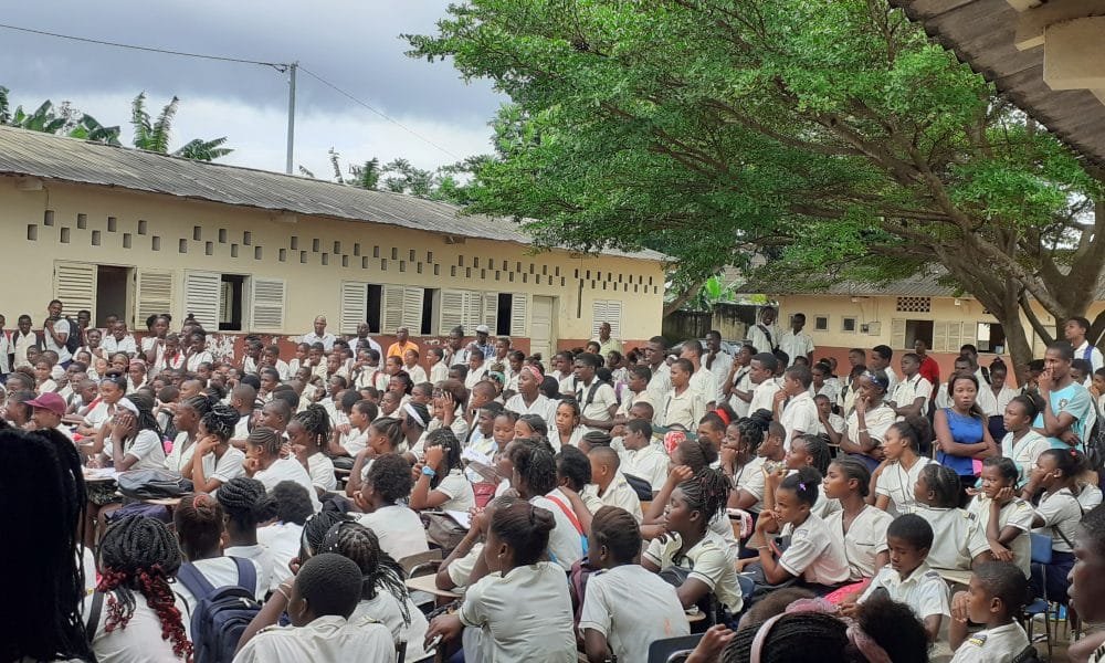 Cerca de 32 mil alunos regressam às escolas no arranque do ano letivo 2026/2027