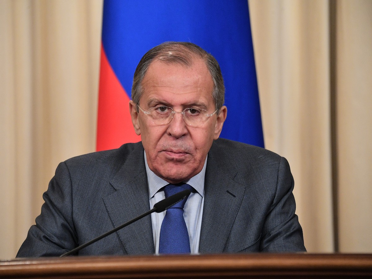 Lavrov: A UE faz tudo para evitar a resolução do conflito na Ucrânia
