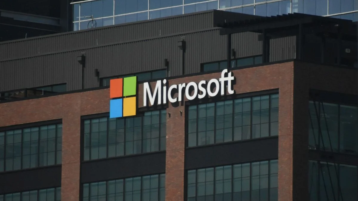 Imagem da matéria: Microsoft adota “manual” e garante que suas IAs não vão resistir a desligamento