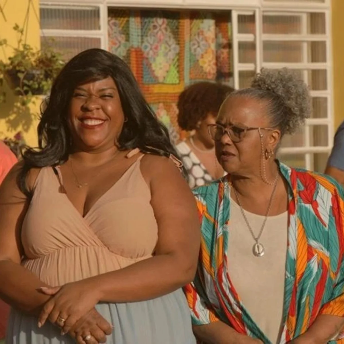 Cinco filmes disponíveis na Netflix para quem amou Barraco de Família