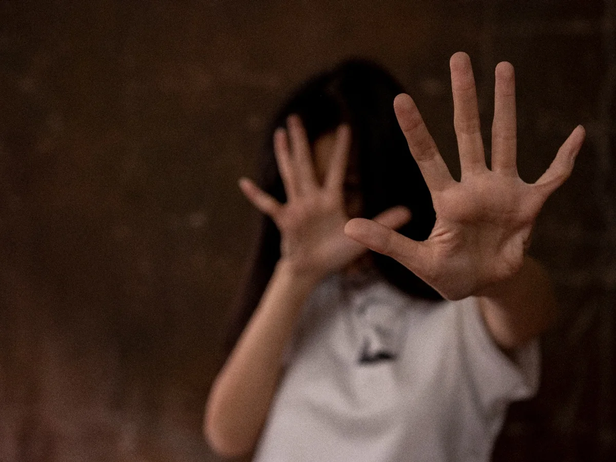 Mulher é atropelada pelo ex após pedir medida protetiva contra ele em BH