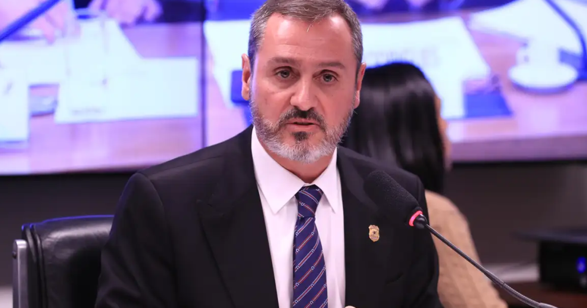 André Mendonça afasta Andrei Rodrigues da direção da PF