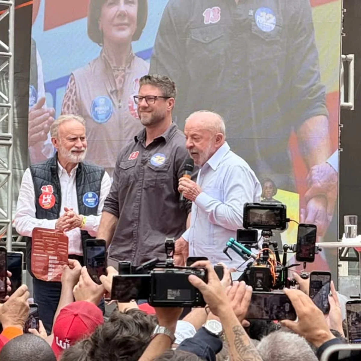 Lula: queda de sigilo vai desmascarar quem fez "putaria" junto com Vorcaro