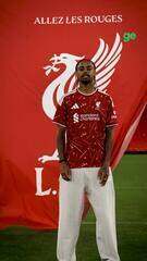 Liverpool anuncia a contratação de Barcola, ex-PSG