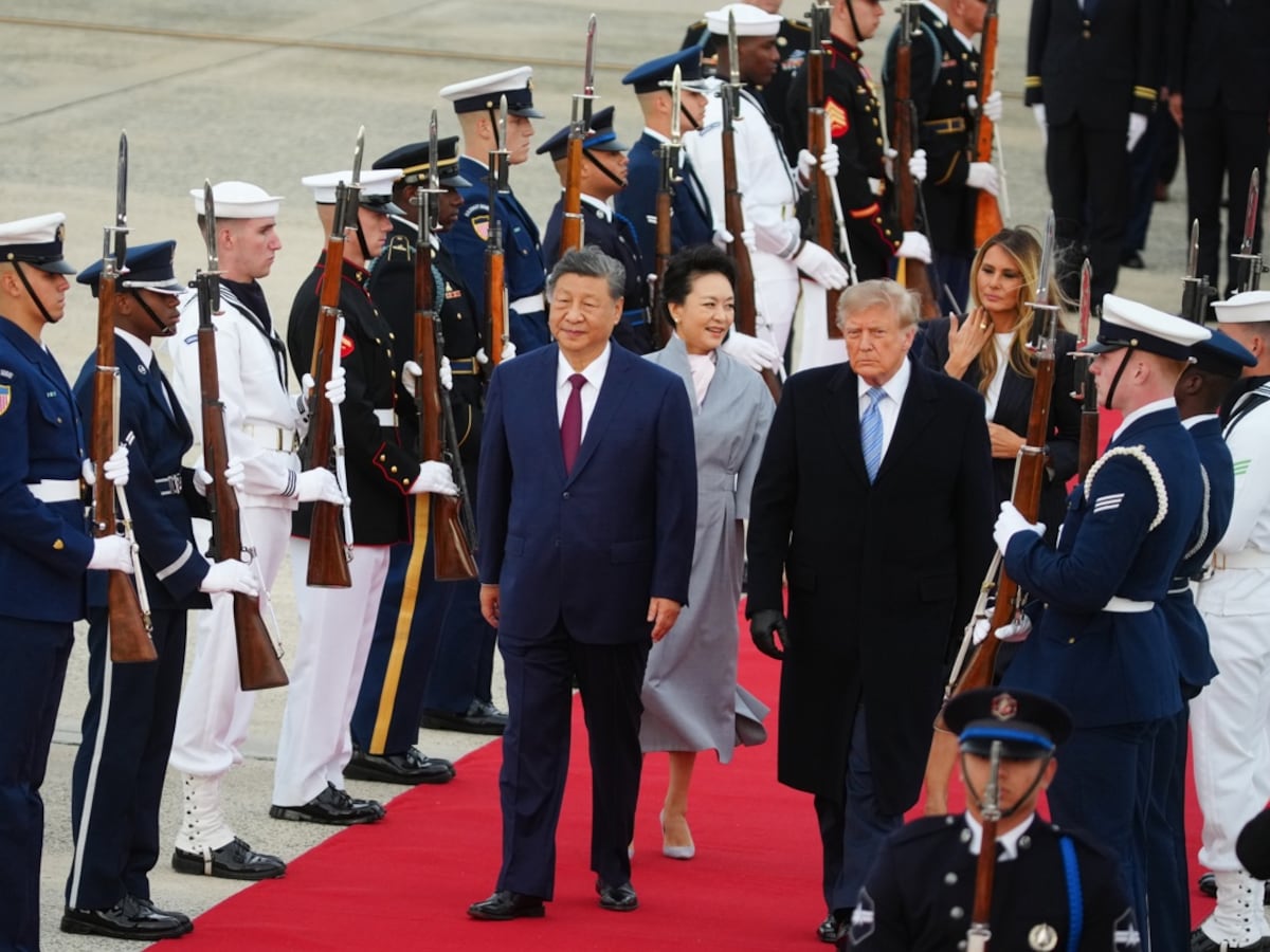 Trump estende o tapete vermelho para Xi Jinping em uma inusual recepção em Washington