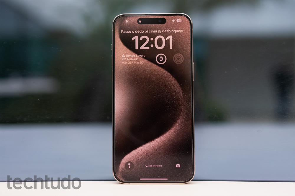 iPhone 15 foi lançado em setembro de 2023 e tem valor de R$ 4.589 — Foto: Mariana Saguias/TechTudo