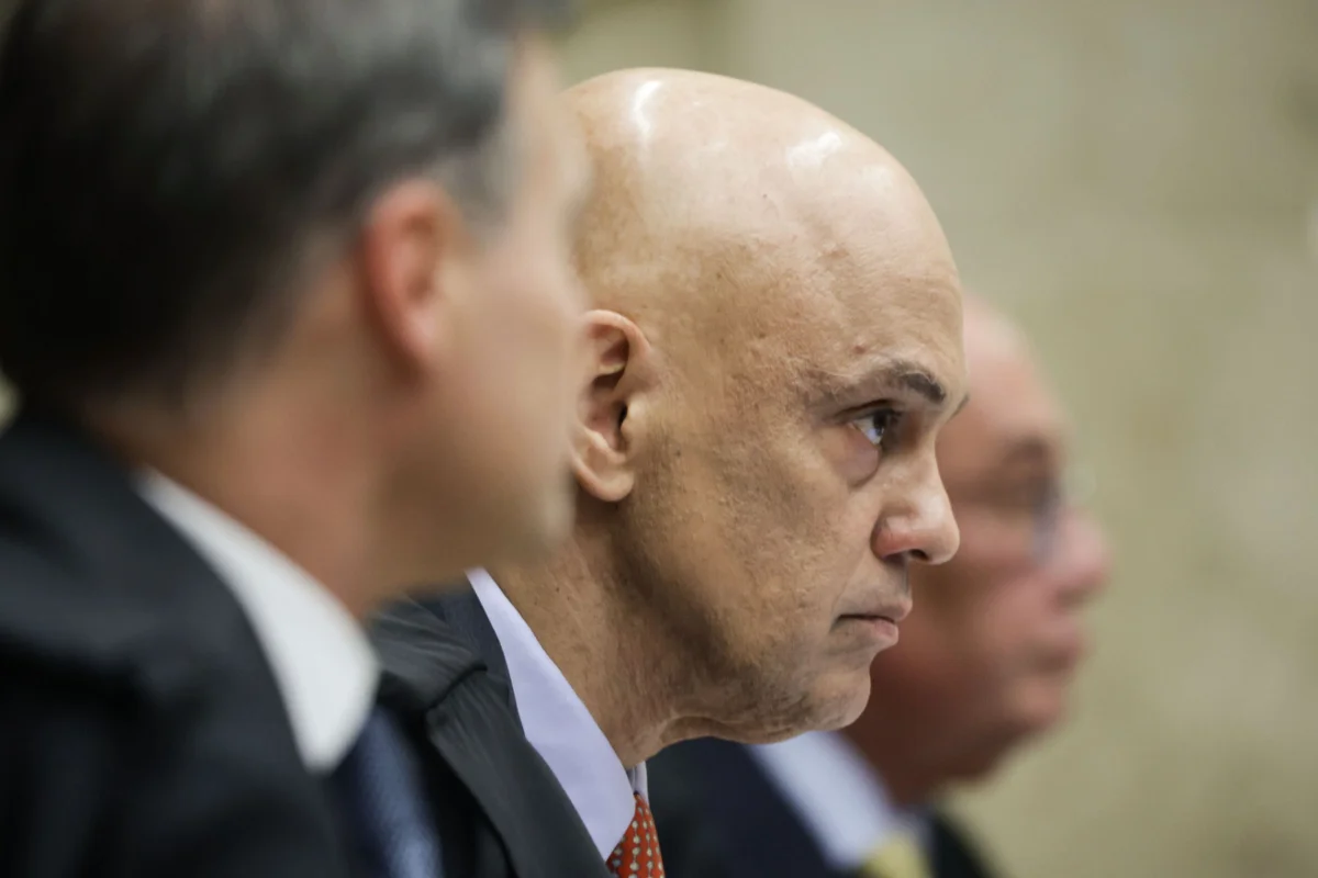 Ministros do Supremo Tribunal Federal STF André Mendonça e Alexandre de Moraes durante sessão da Corte Metropoles