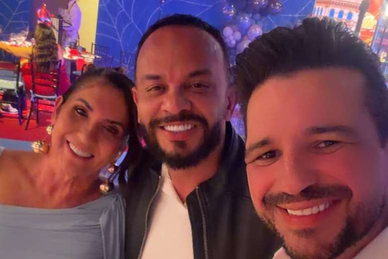 Mãe de Virginia confirma reconciliação com músico e revela planejamento para casamento