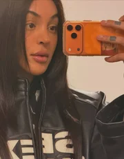 Desde março deste ano, a cantora vem recebendo elogios nas redes