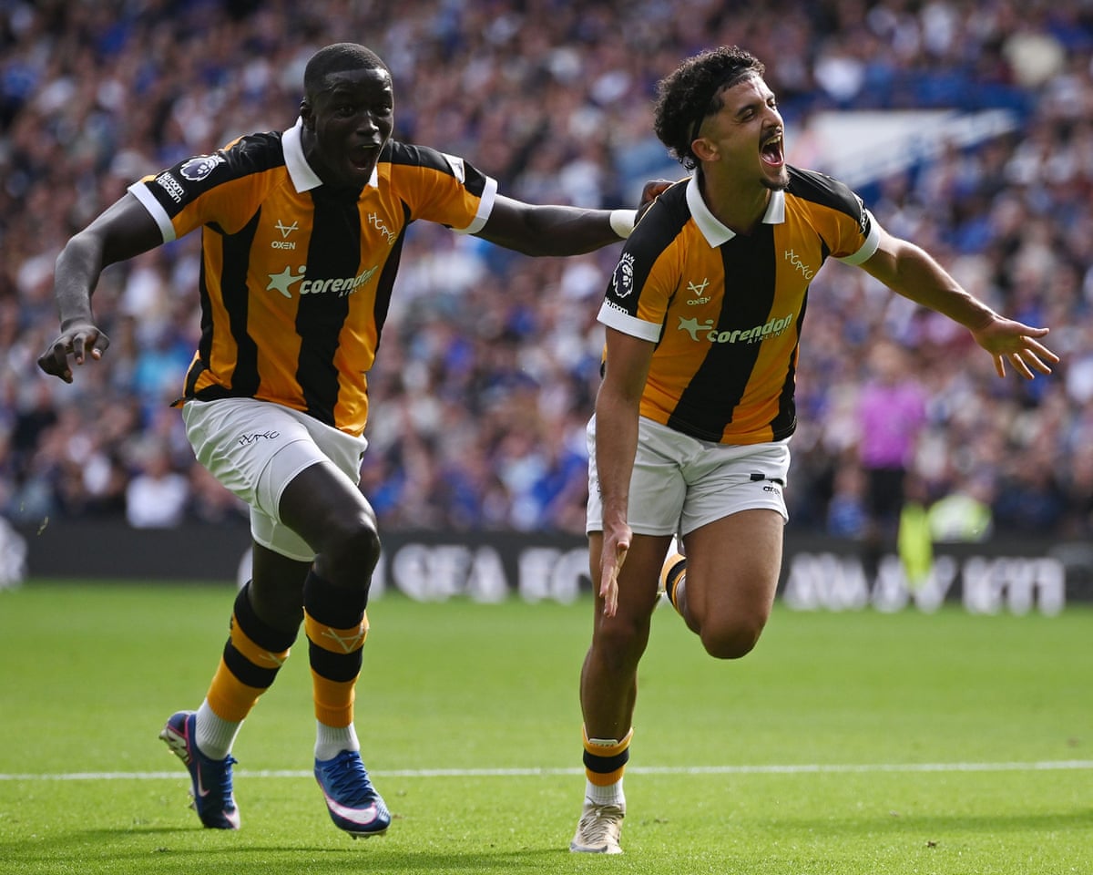 Hull surpreende o Chelsea com um duplo de Mohamed Belloumi antes que João Pedro salve um ponto