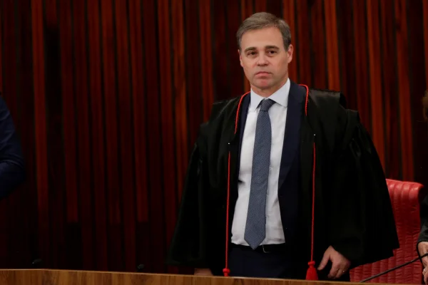 Mendonça diz ter sido monitorado pela PF por mais de 30 dias