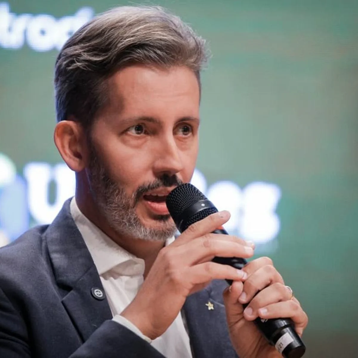Grass assina carta de compromisso pela transparência e controle social