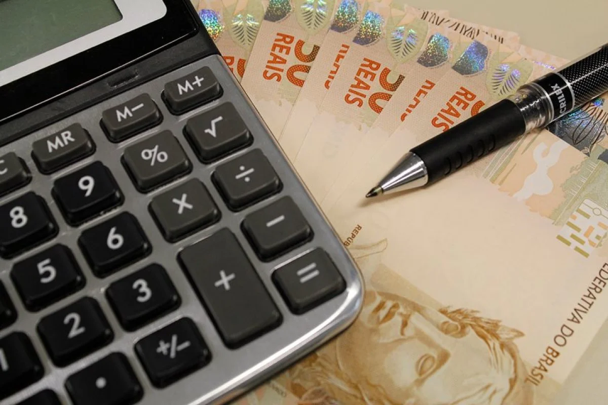 Justiça bloqueia bens de empresa após cliente perder R$ 70 mil em consórcio