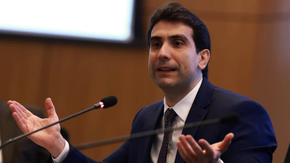 Galípolo volta a defender medidas contra endividamento e crédito predatório