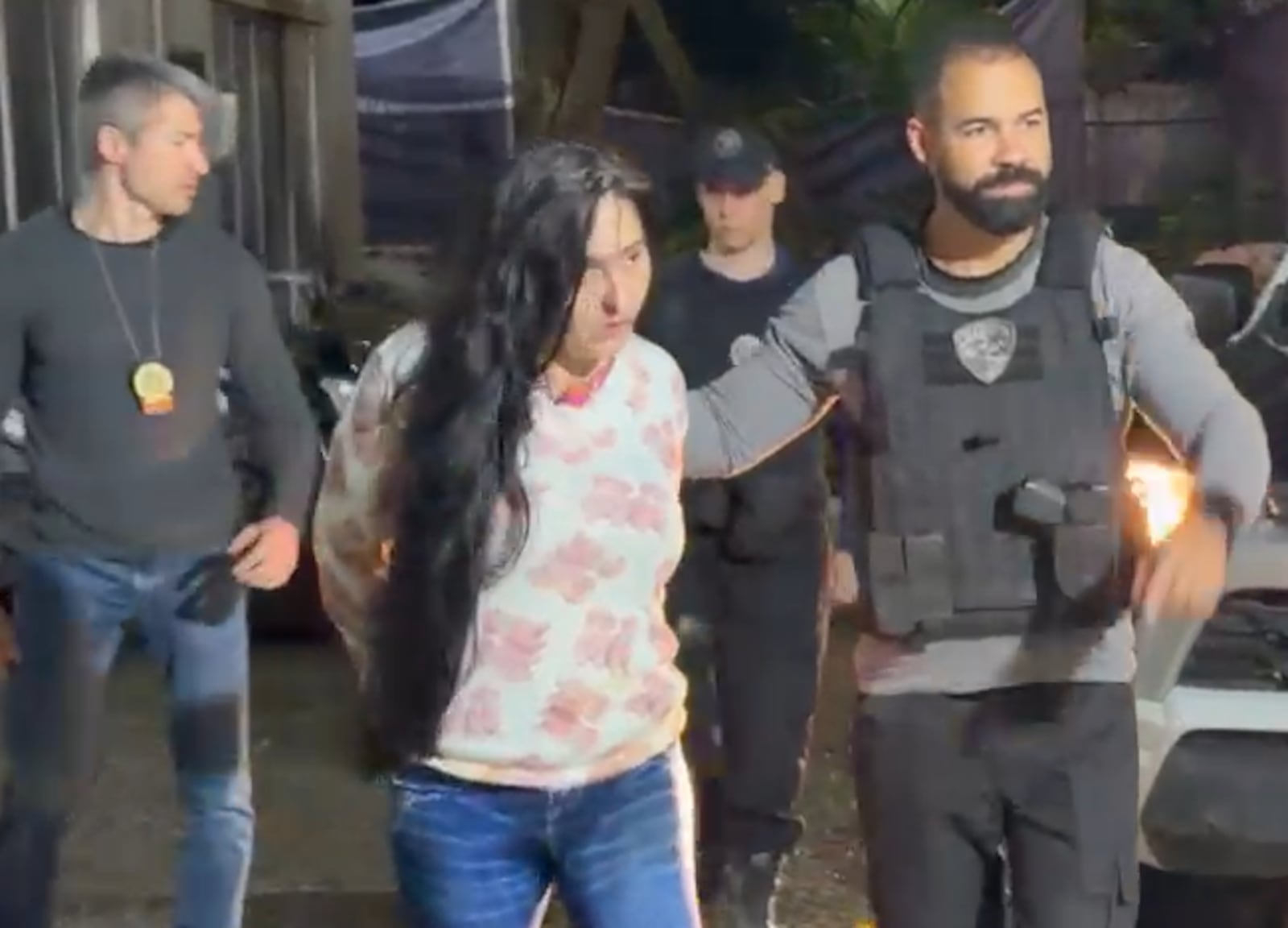Agentes da DHNSG prenderam assassina da própria mãe em flagrante Reprodução/Polícia Civil