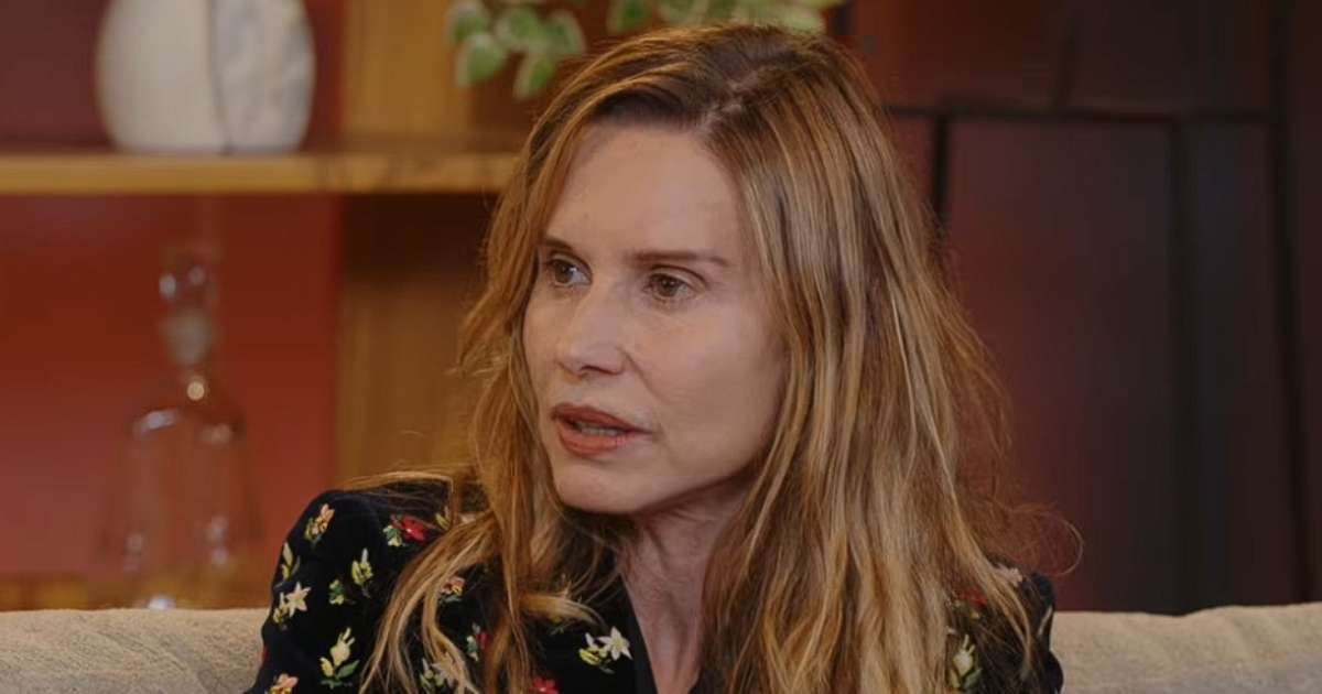 Perto dos 60 anos, Paula Burlamaqui tem o direito de não gostar de envelhecer e merece respeito