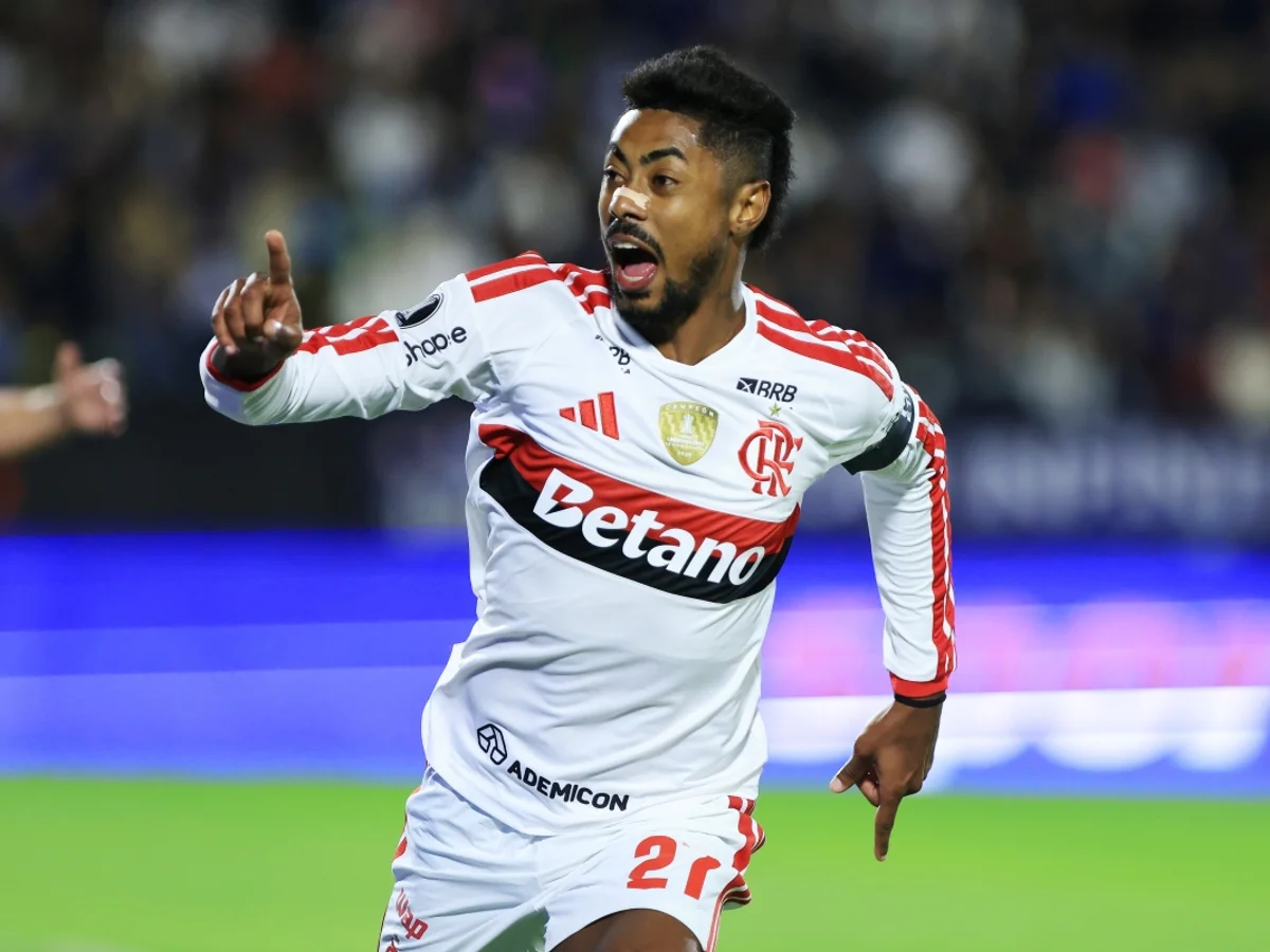 Flamengo vence Del Valle em Quito e abre vantagem na Libertadores