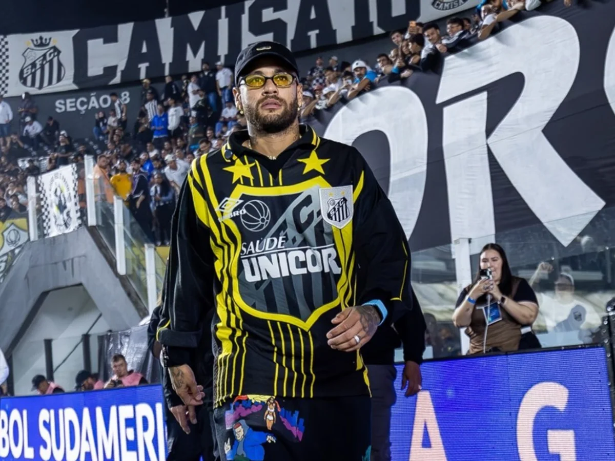 Neymar provoca torcida do Atlético-MG: "Com joelho estourado, sou melhor"