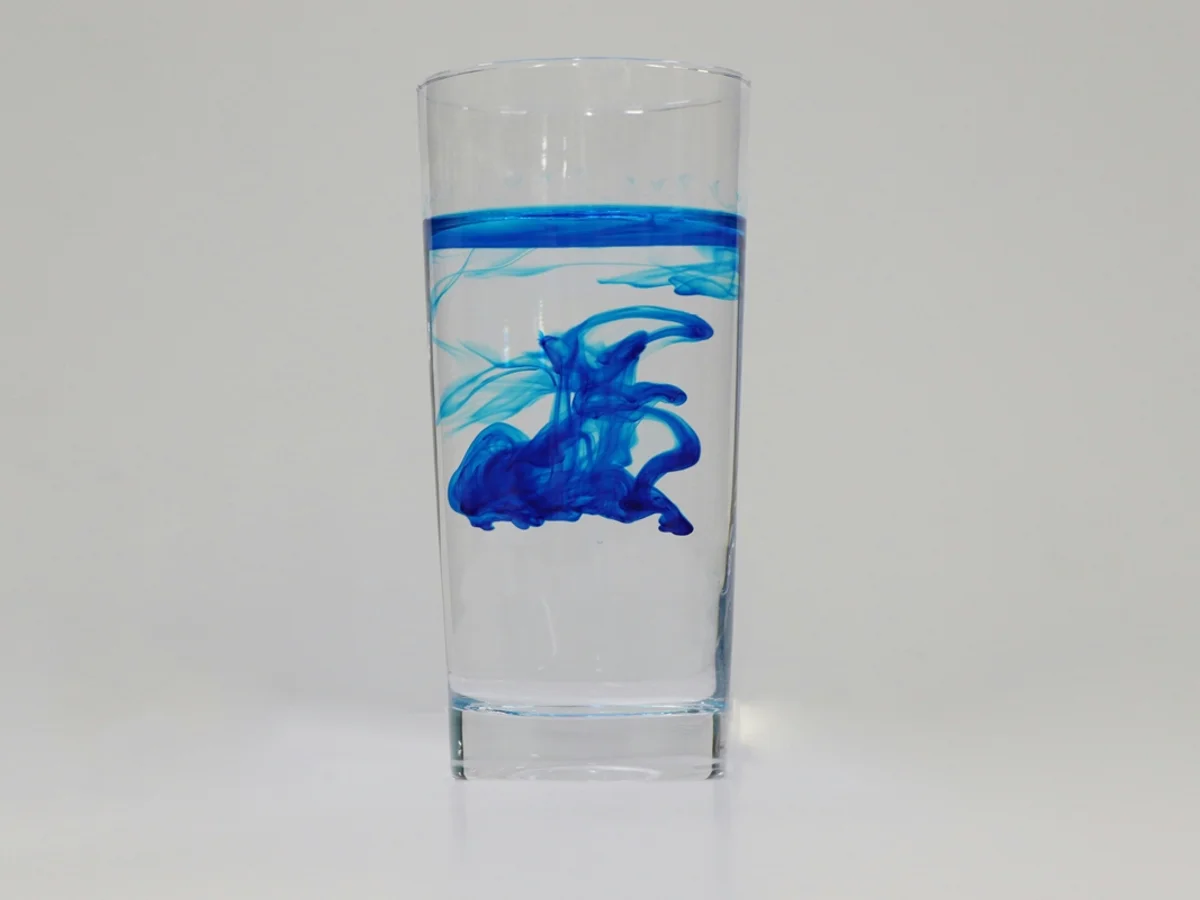Resíduo siderúrgico e conchas ajudam a limpar água e gerar combustível