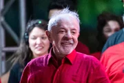 Presidente Lula durante ato de campanha em Ceilândia (DF)