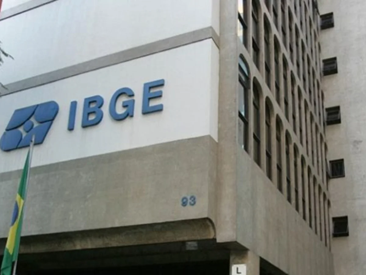 IBGE: setor de serviços fica estável em julho na comparação com junho