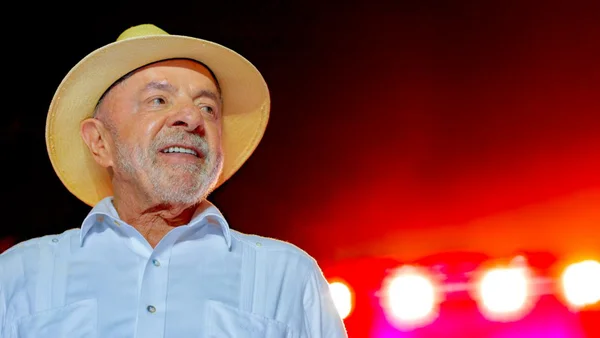 Campanha de Lula espera fim do inferno astral após revelações do Dark Horse
