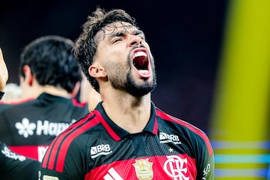 Flamengo gastou R$ 260 milhões a mais do que o Palmeiras para montar elenco atual