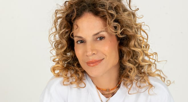 Tem peoa multitalentosa em A Fazenda 18! Maíra Charken promete agitar o programa