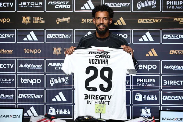 Destaque da Copa, Vozinha é indicado ao prêmio de melhor goleiro do mundo - destaque galeria
