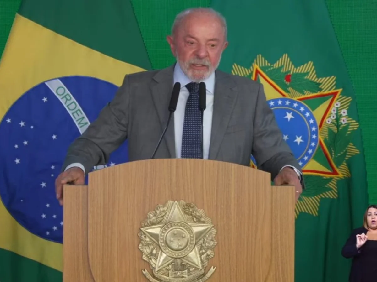 Lula diz que bets induzem "inocentes ao vicio" e promete anúncio de medida