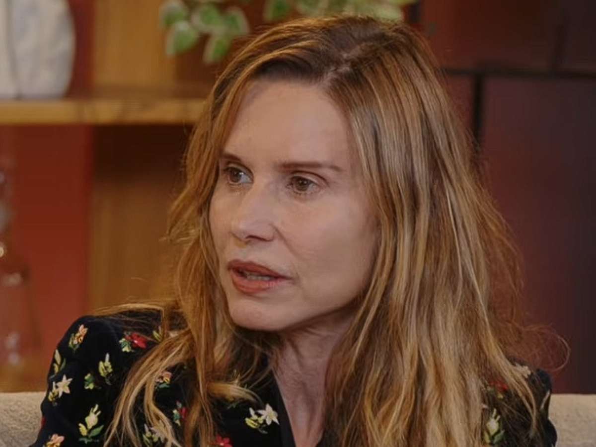 Perto dos 60 anos, Paula Burlamaqui tem o direito de não gostar de envelhecer e merece respeito