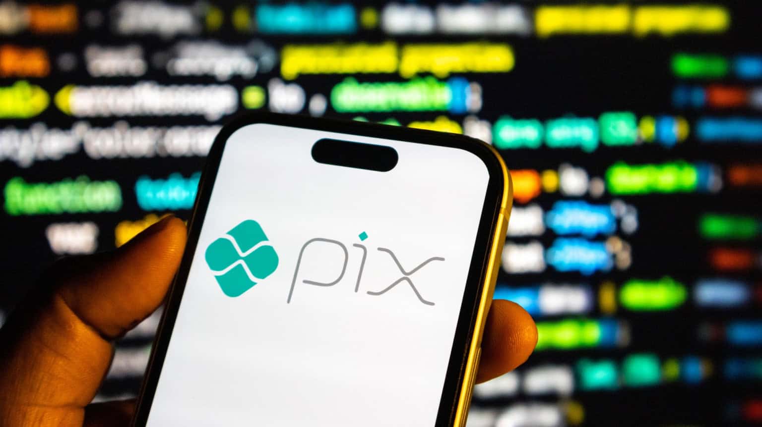 Novo vírus altera QR Code do Pix em compras online no Brasil