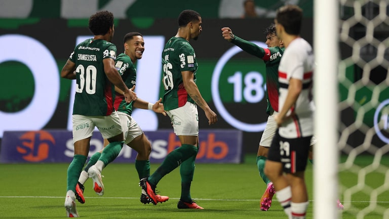 Palmeiras vence reservas do São Paulo e torce pelo Corinthians para manter liderança do Brasileirão