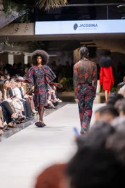 Almacor expressa moda e arte com propósito no Metrópoles Catwalk