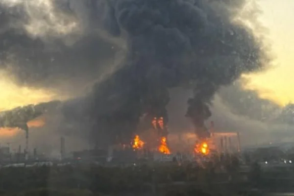 Ucrânia lança ataque com mais de mil drones contra Moscou em dia de eleição