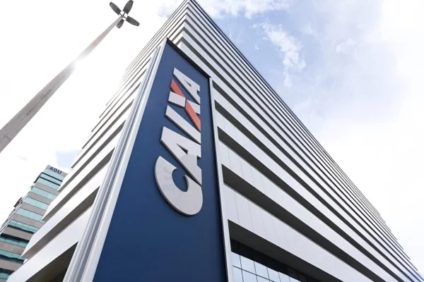 Caixa tem greve nacional, e Banco do Brasil faz paralisação parcial