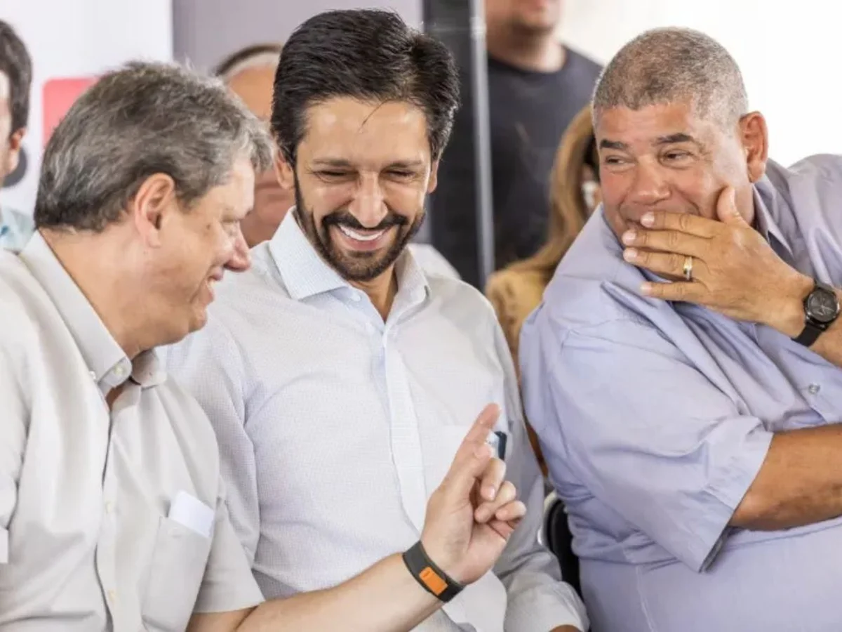 Após citar “parceria”, Tarcísio chama relação com Leite de institucional