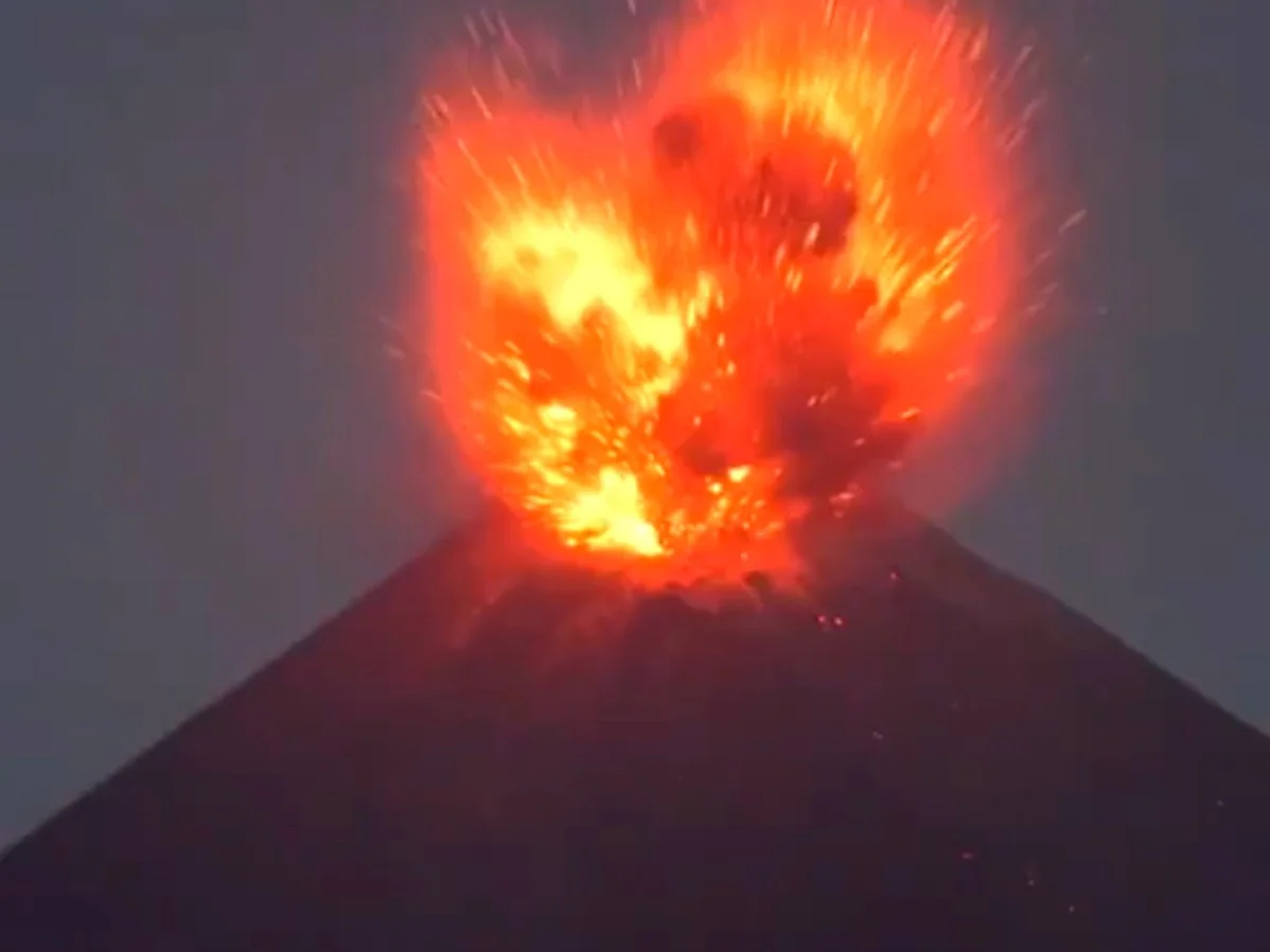 Indonésia procura fotojornalistas desaparecidos perto do vulcão em erupção