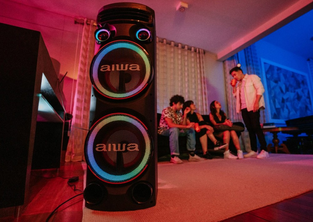 Caixa de som amplificada Aiwa T2W — Foto: Divulgação/Aiwa