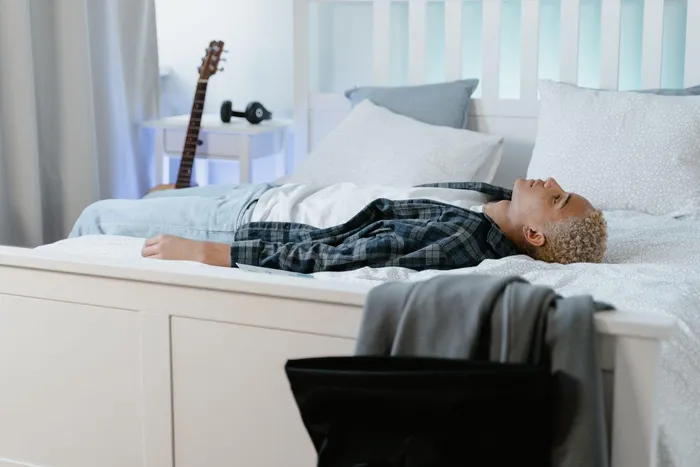 Athletes at the Asian Games, being held this year in Japan, are complaining about the standard of accommodation, including that the beds are too short for tall sportsmen.