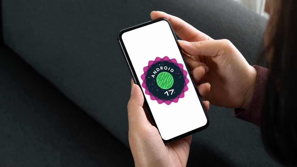 Android 17: o que acontece se você ignorar a atualização do celular? — Foto: Reprodução/Vecteezy/wichayada suwanachun/Google/Editada com IA