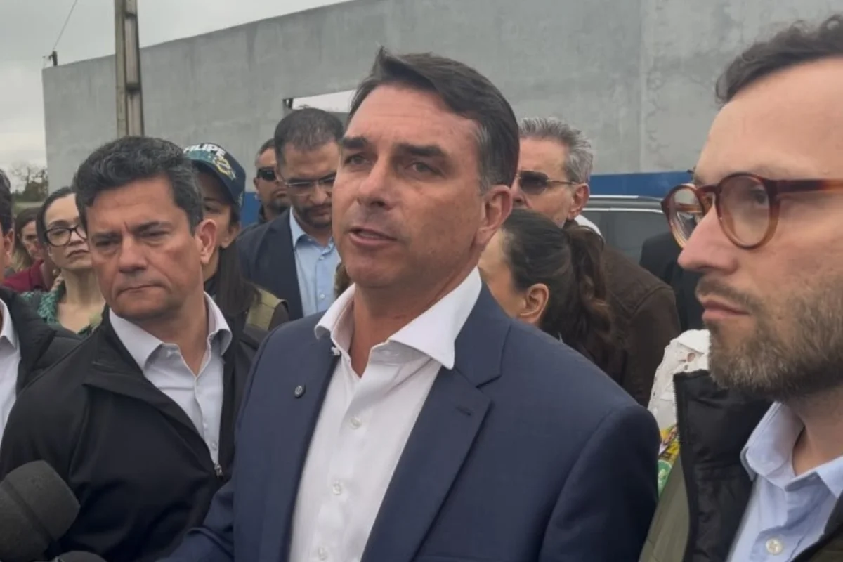 BTG/Nexus: com 50%, Flávio Bolsonaro é mais rejeitado que Lula, que tem 48%