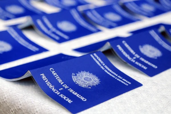 Agências do trabalhador oferecem 1.228 vagas nesta quinta-feira (17/9)