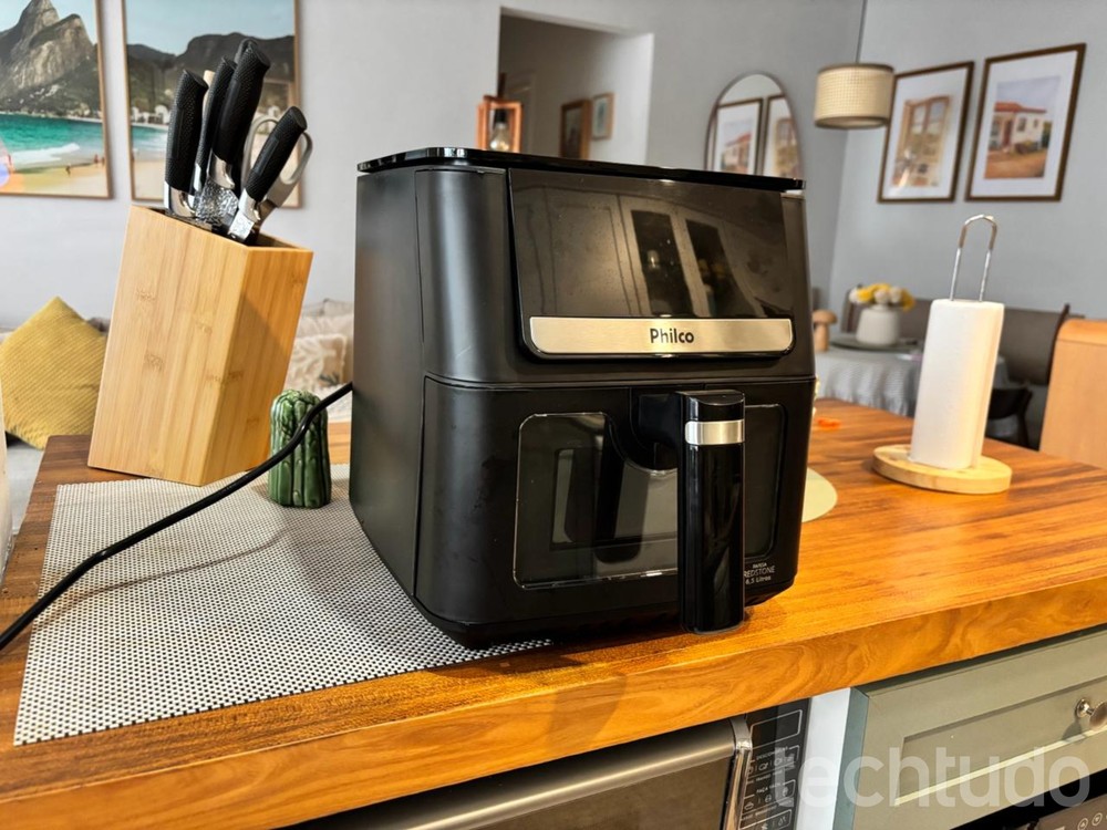 Philco PAF65A é a melhor air fryer do TechTudo para comprar no 9.9 — Foto: Leonor Militão/TechTudo