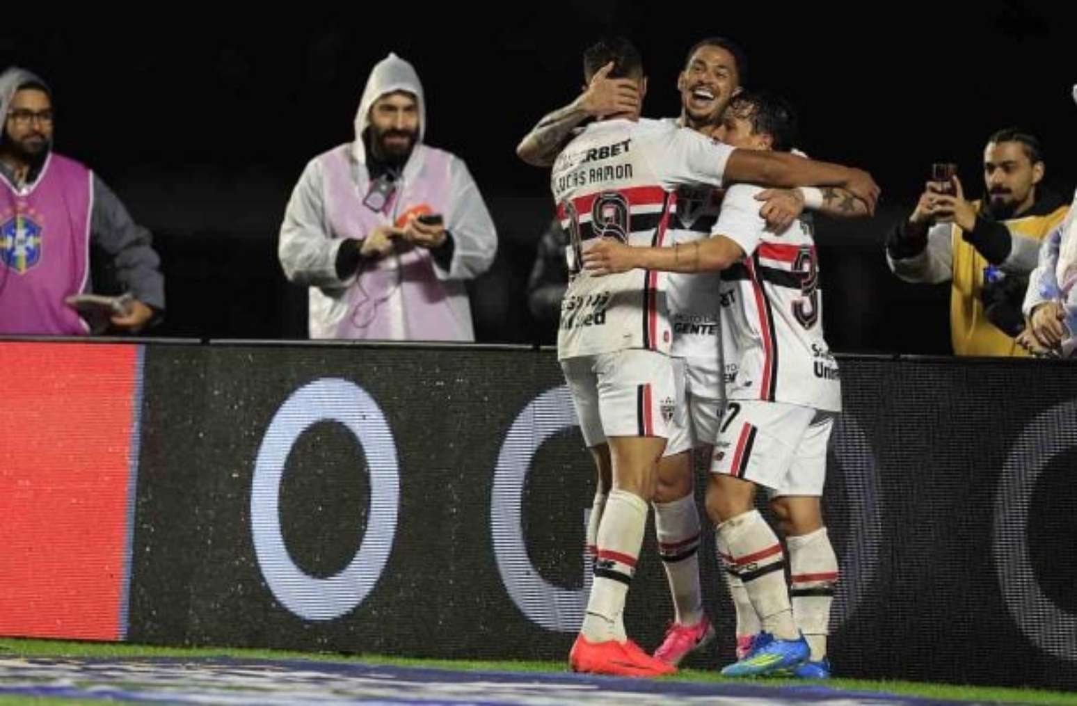 No &uacute;ltimo encontro entre os clubes, Muricy Ramalho era t&eacute;cnico do S&atilde;o Paulo &ndash;