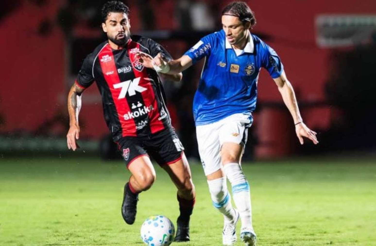 Ren&ecirc; marcou o gol que deu os tr&ecirc;s pontos para o Vit&oacute;ria no Barrad&atilde;o &ndash;